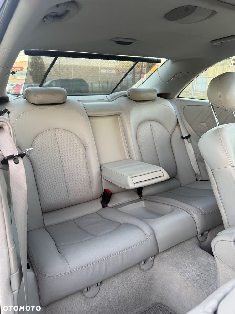 Mercedes-Benz CLK 320 - 29