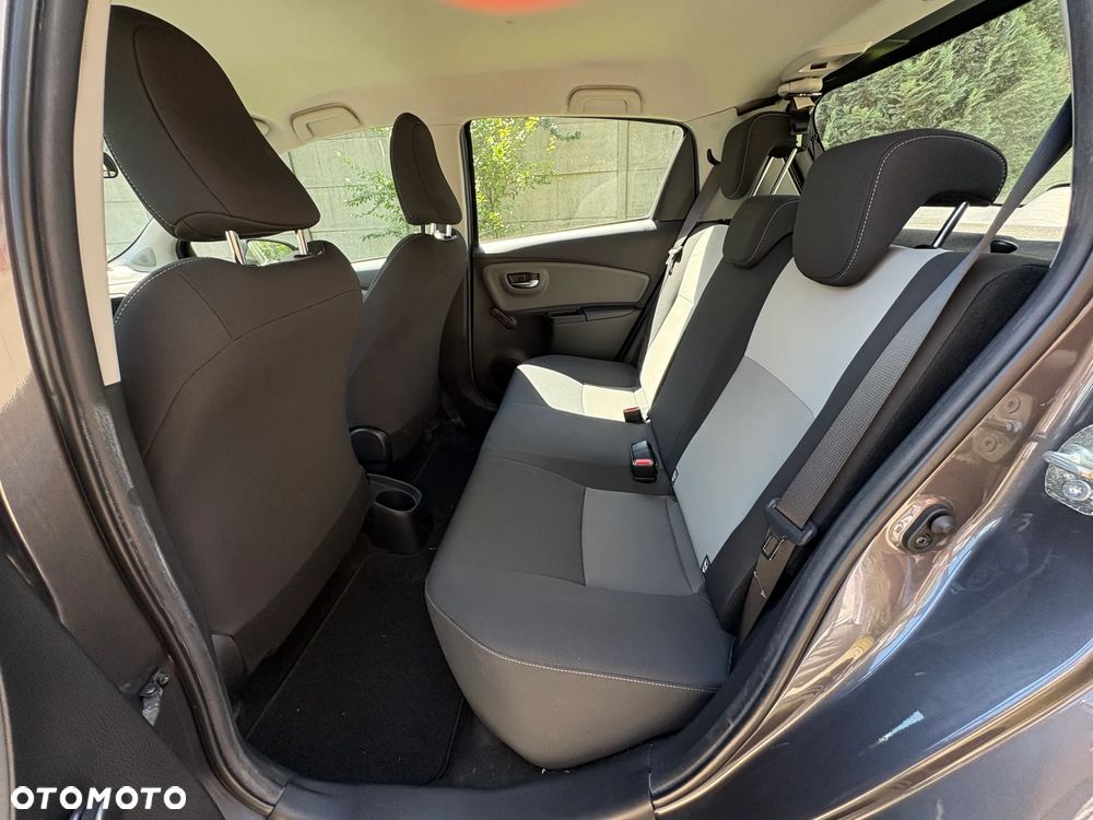 Toyota Yaris 1.5 Premium - 3