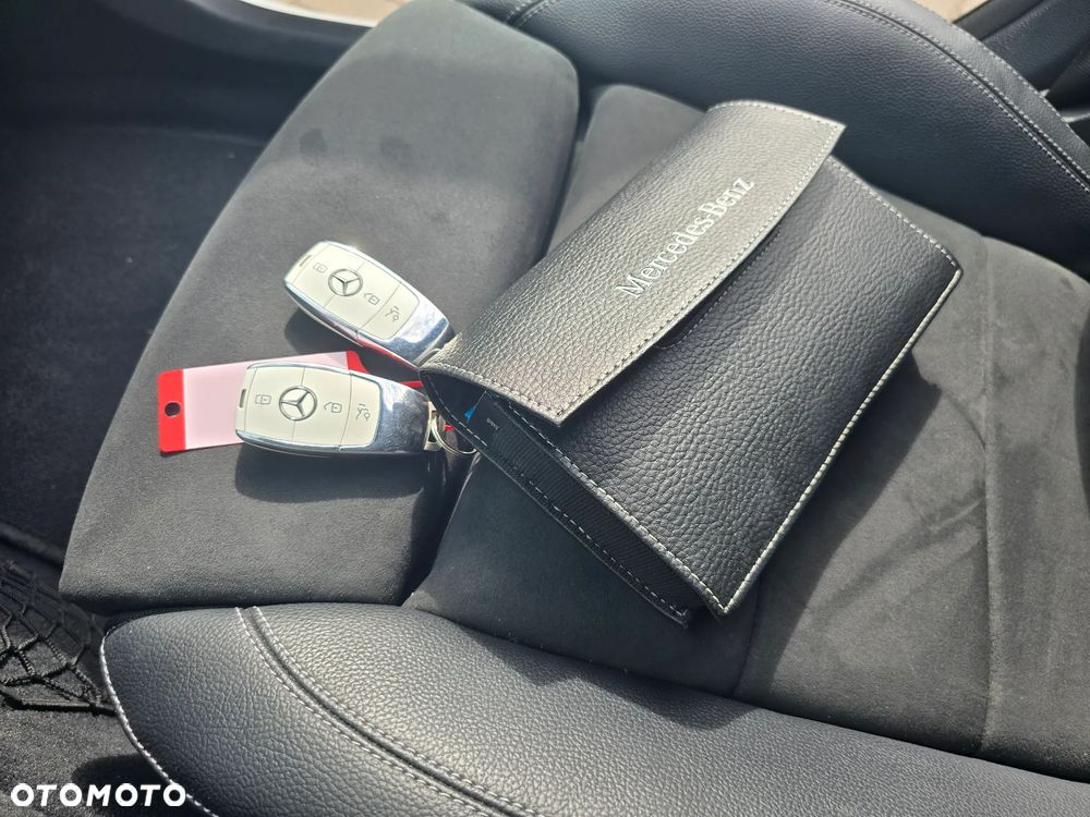 Mercedes-Benz Klasa E - 37