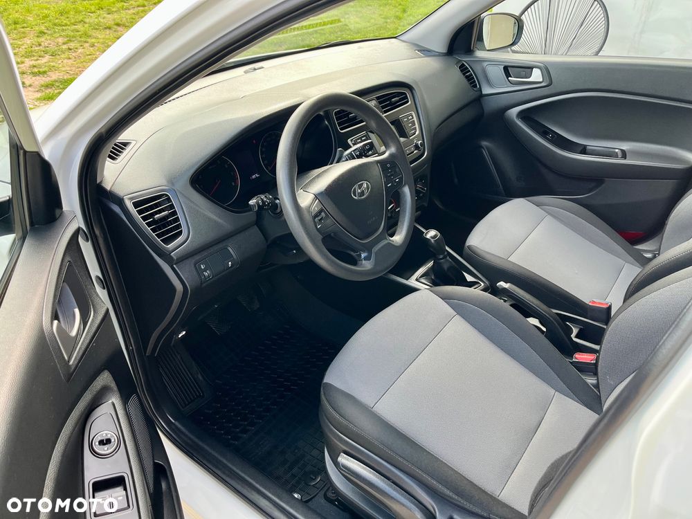 Hyundai i20 1.2 Classic Plus - 8