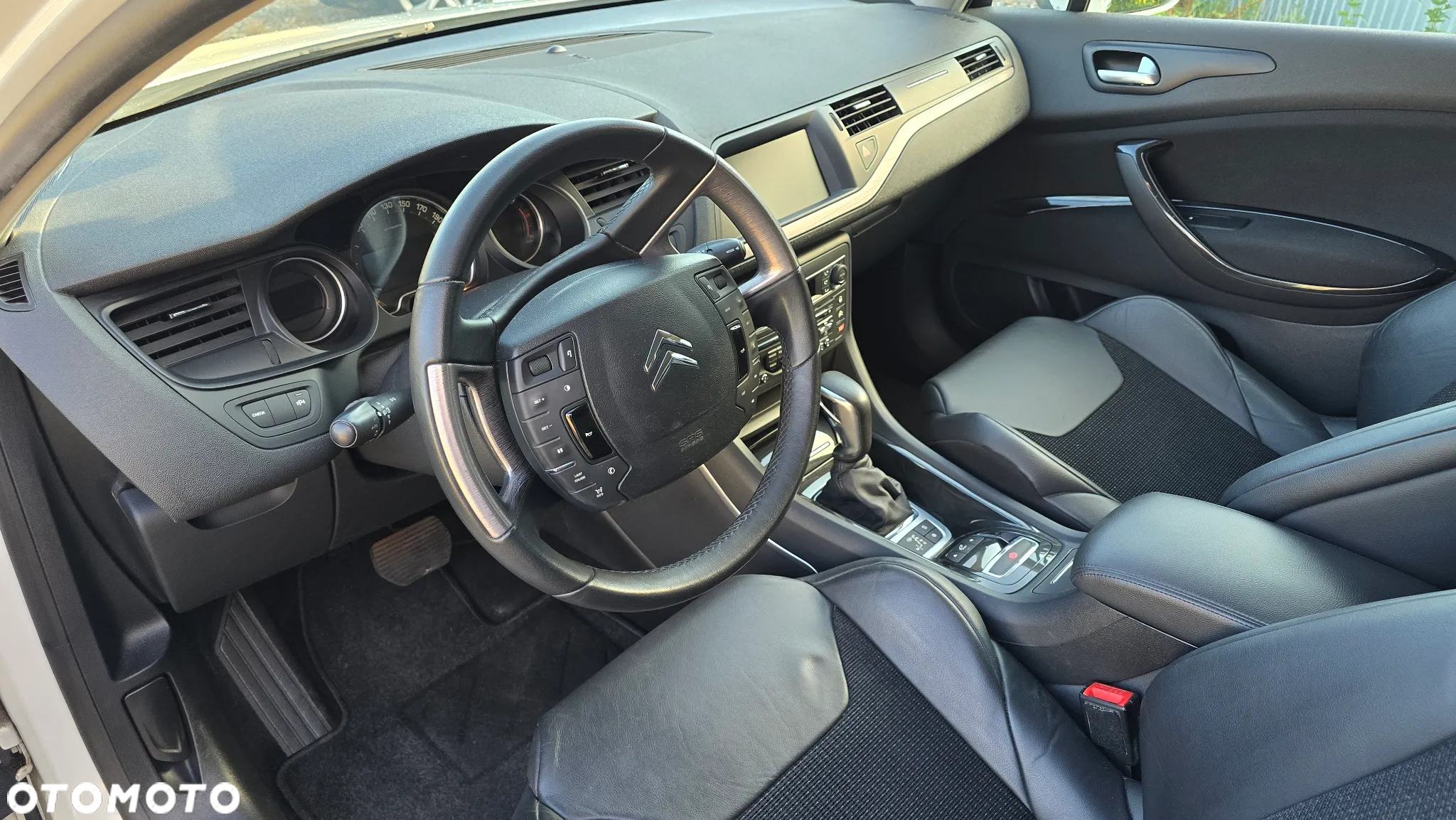 Citroën C5 Tourer HDi 165 FAP Exclusive - 15