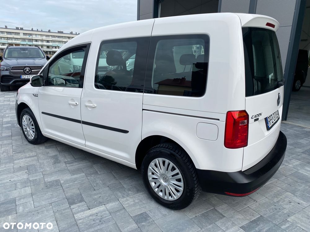 Volkswagen Caddy 2.0 TDI Highline - 2