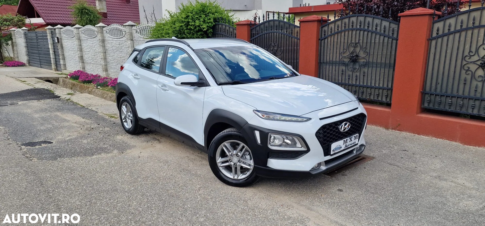 Hyundai KONA 1.6 CRDi DCT Premium - 2