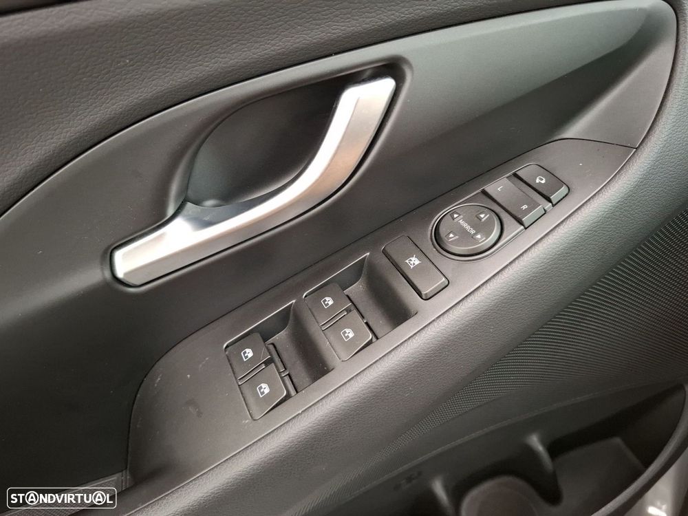 Hyundai i30 1.0 T-GDI Style Plus - 28