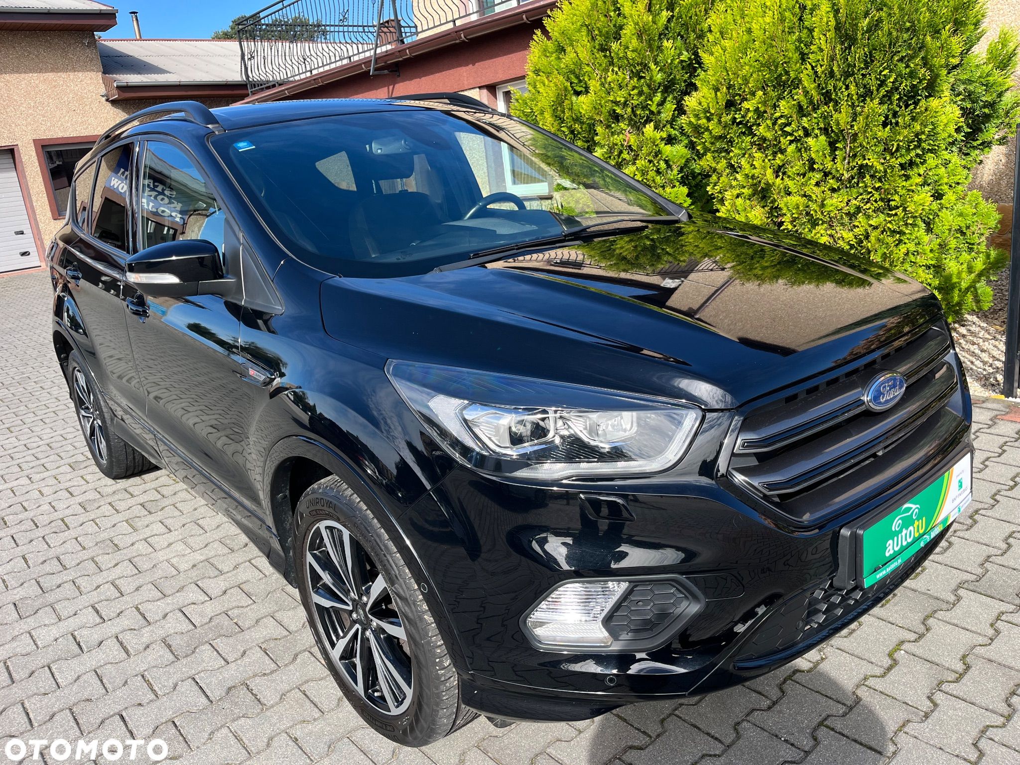 Ford Kuga 1.5 EcoBoost 2x4 ST-Line - 1