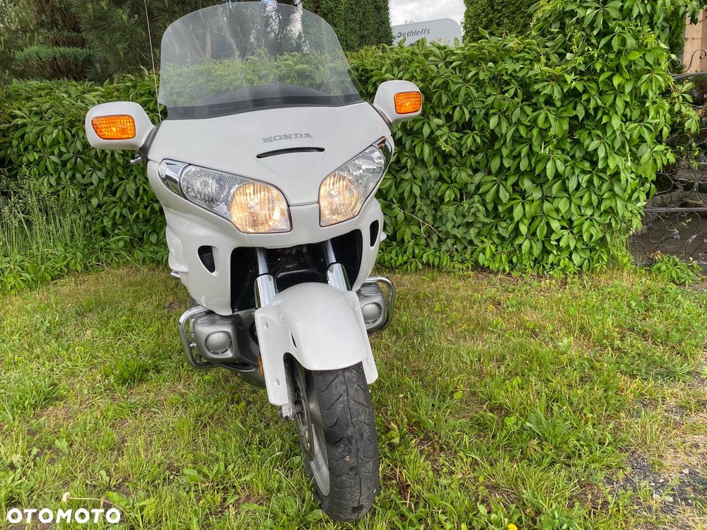 Honda GL - 6
