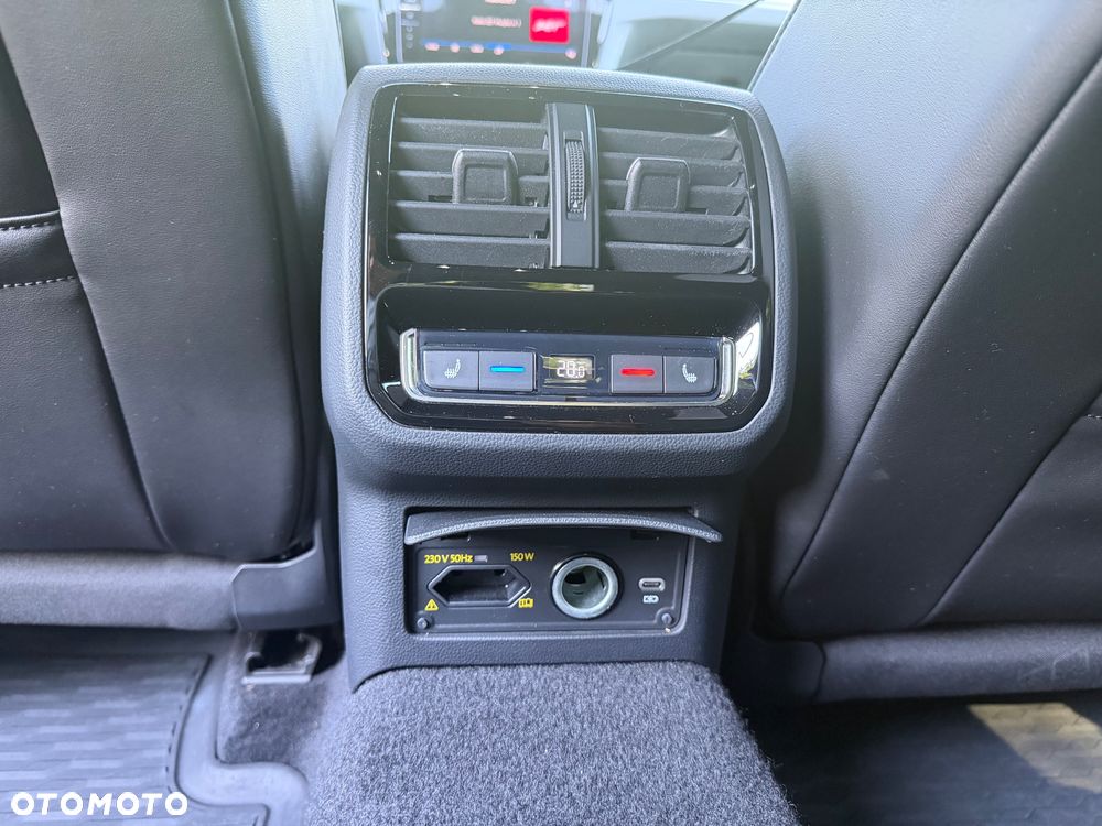 Volkswagen Arteon 2.0 TDI SCR DSG R-Line Edition - 24