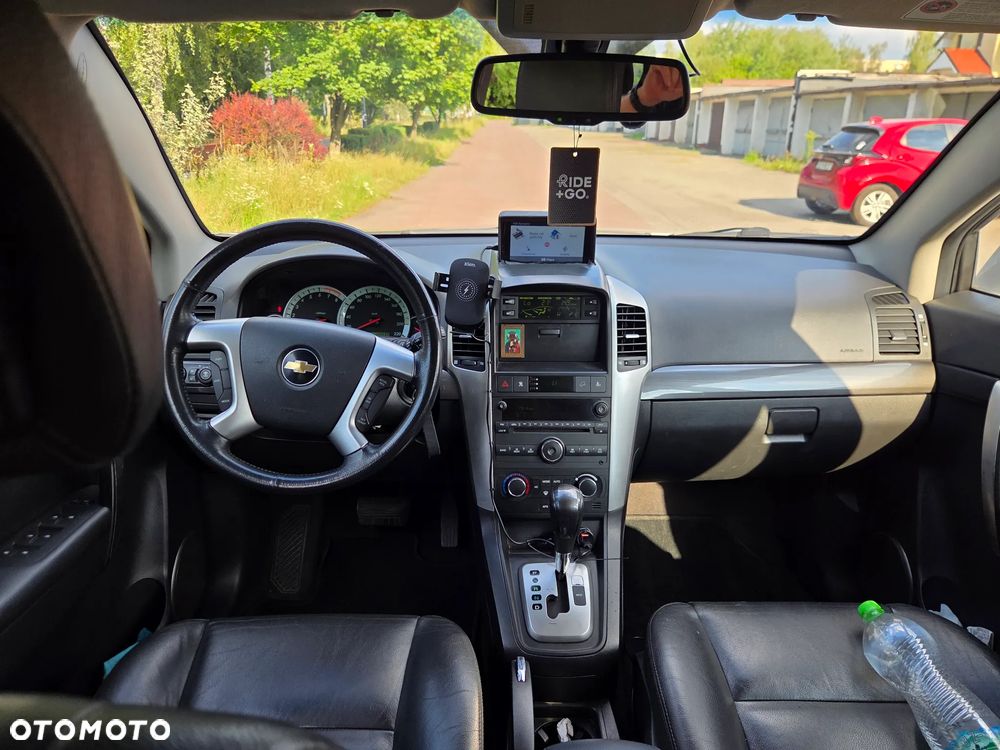Chevrolet Captiva 3.2 LT high - 28