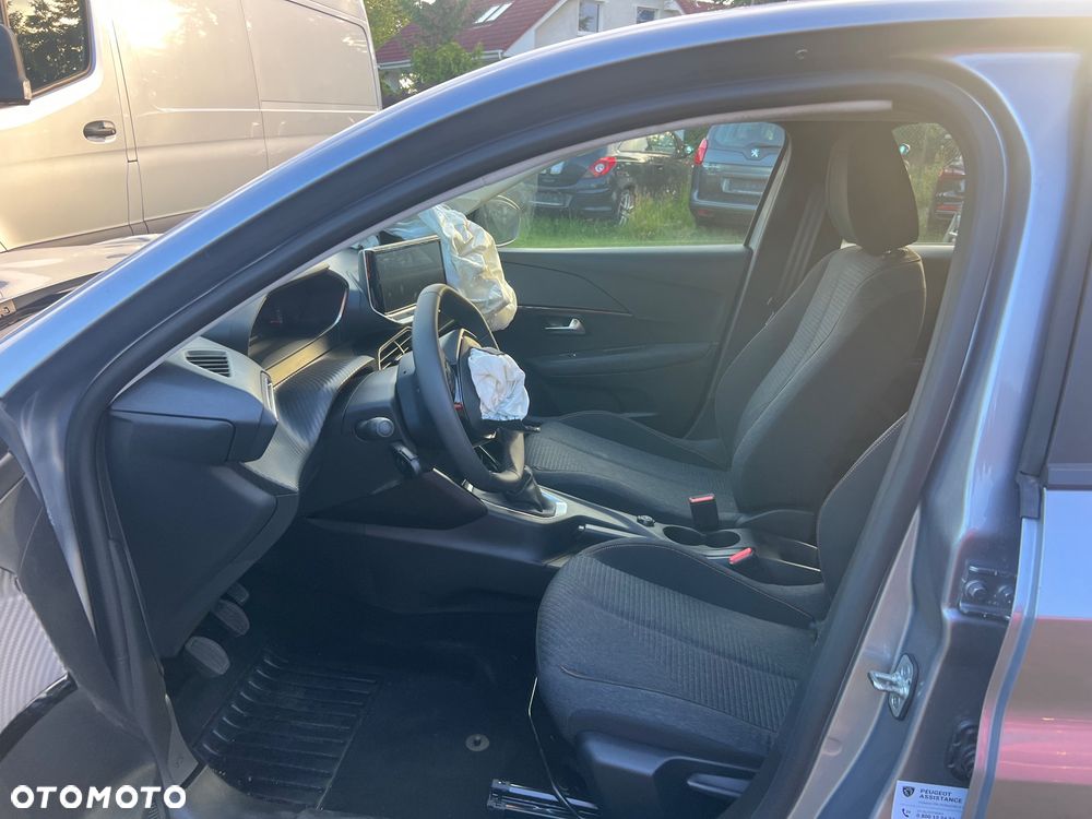 Peugeot 208 PureTech 100 Style - 11