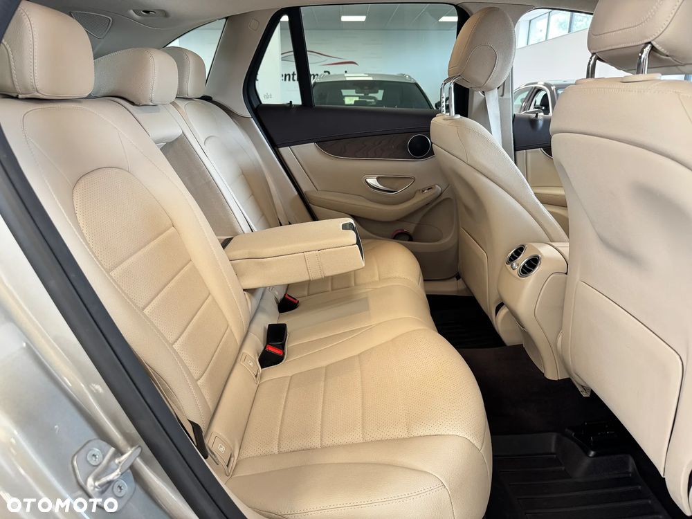 Mercedes-Benz GLC 200 4-Matic - 9