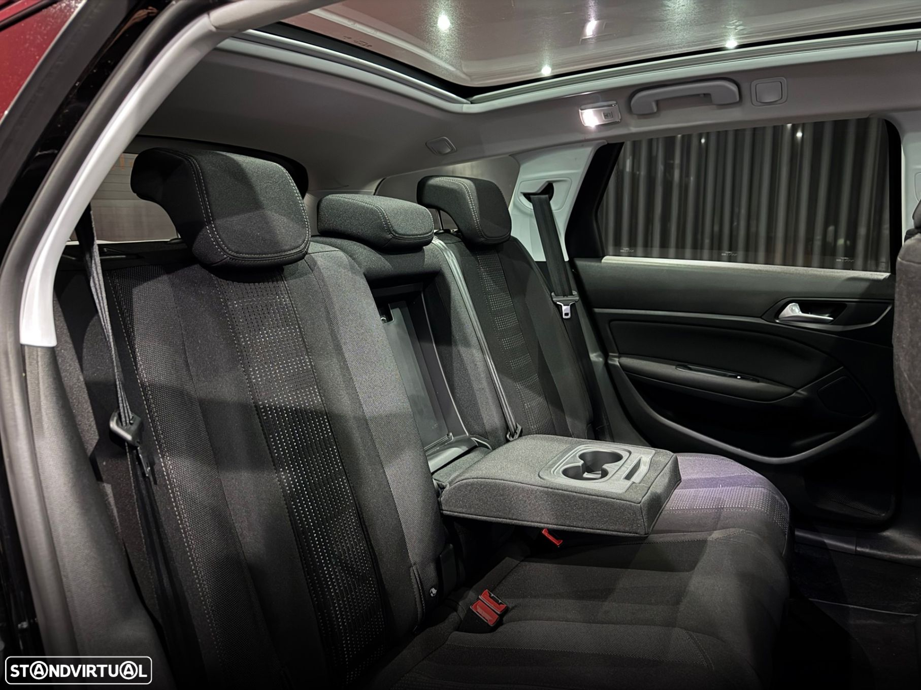 Peugeot 308 SW 1.5 BlueHDi Business Line - 32