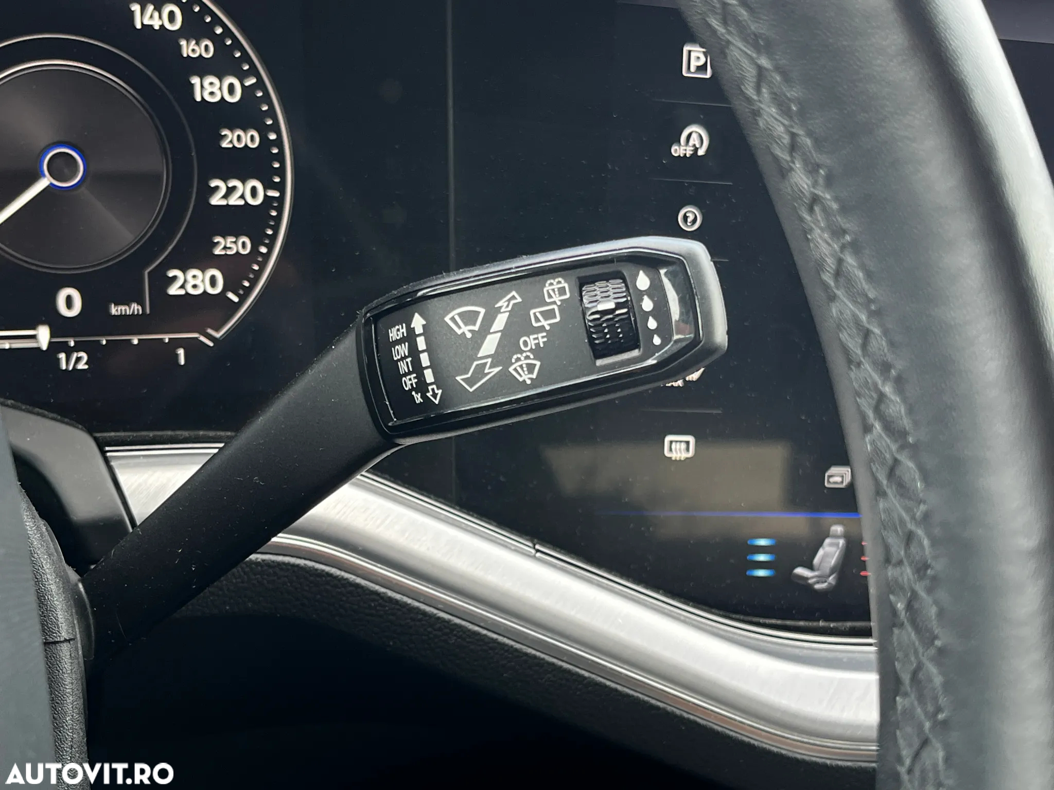 Volkswagen Touareg - 18