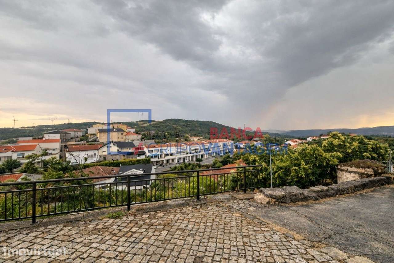 Moradia individual, para venda, Sernancelhe - Sernancelhe e Sarzeda - Grande imagem: 5/15