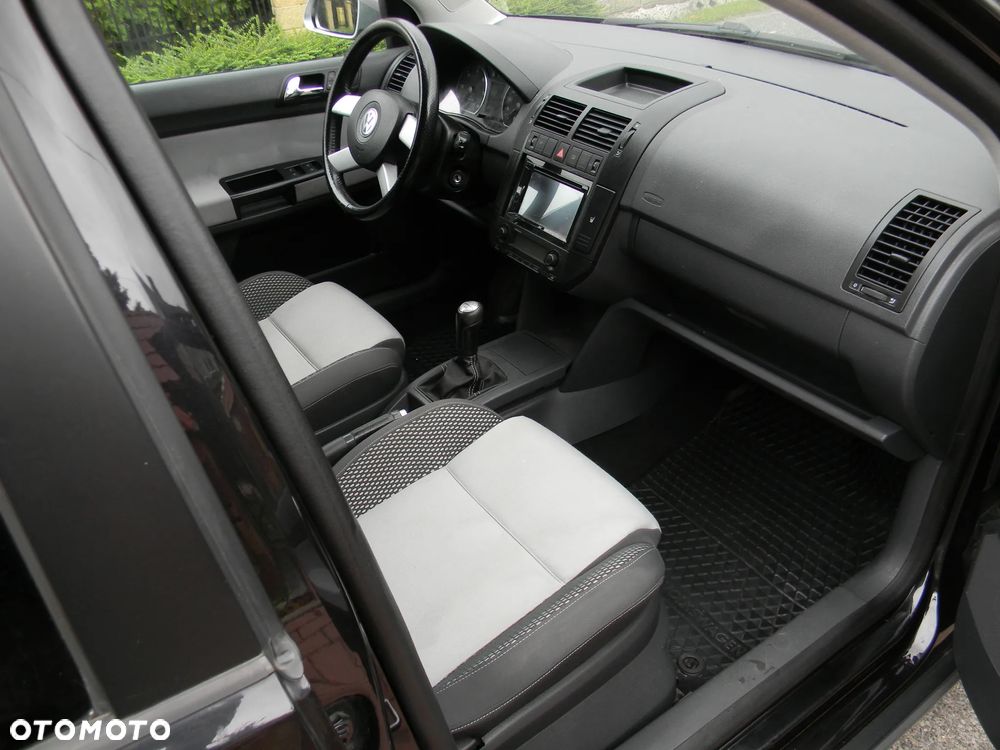 Volkswagen Polo Cross - 12