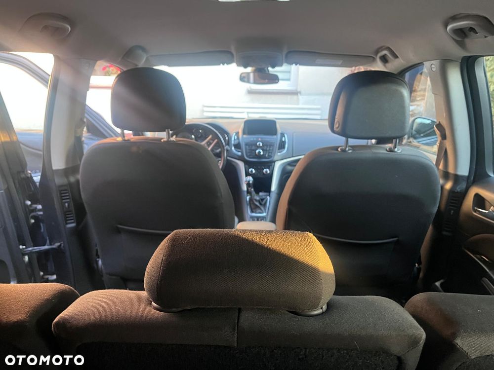 Opel Zafira 2.0 CDTI Enjoy - 10