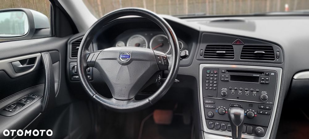 Volvo V70 D5 AWD Summum - 13