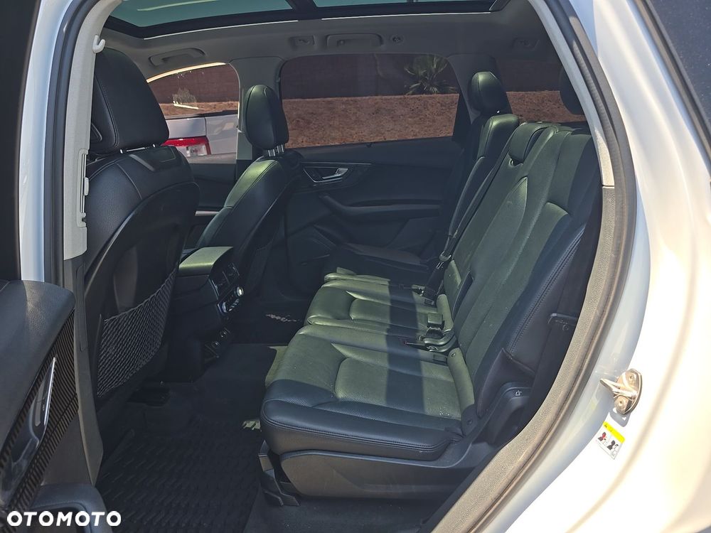 Audi Q7 3.0 TFSI Quattro Tiptronic - 11