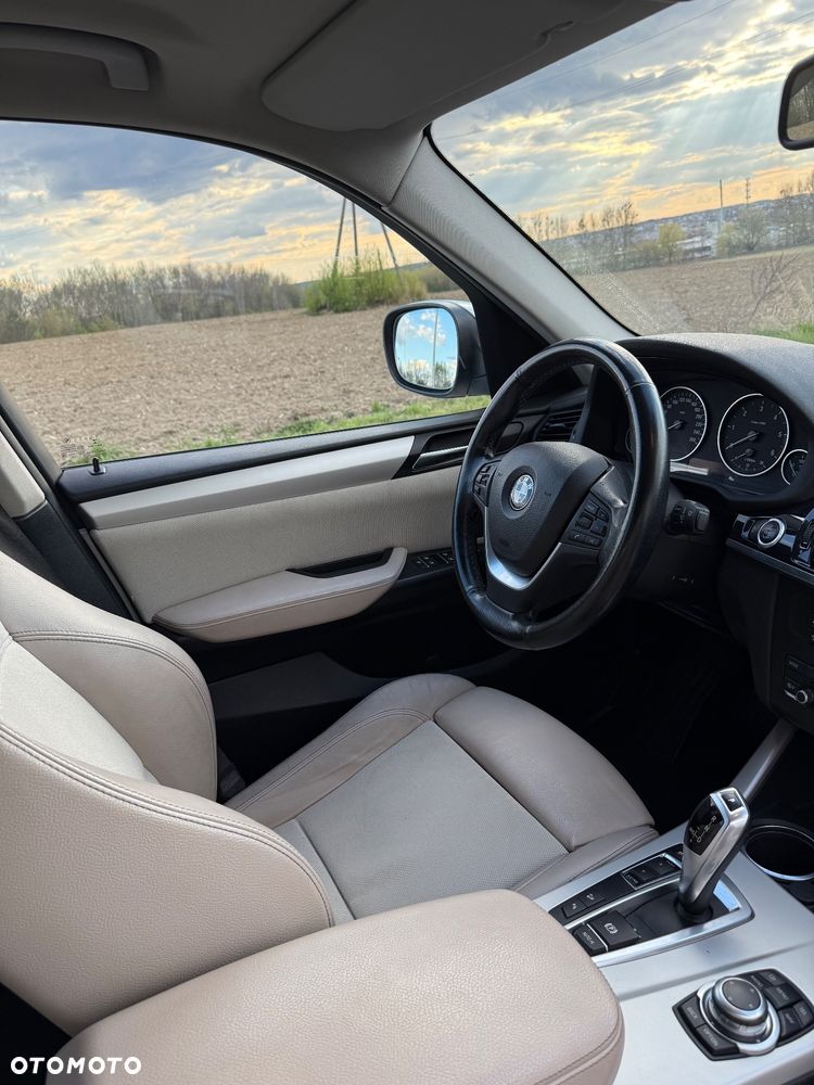 BMW X3 xDrive20d - 16