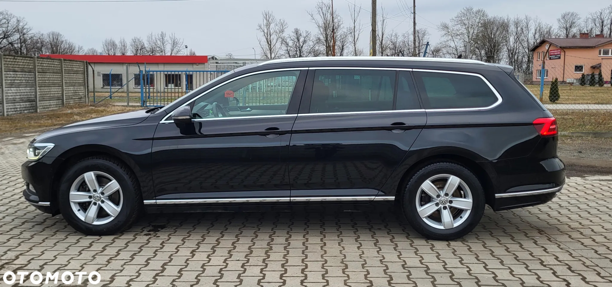 Volkswagen Passat - 6