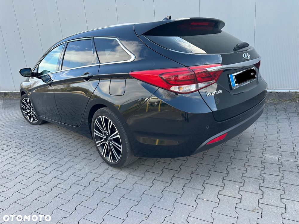 Hyundai i40 Kombi 1.7 CRDi DCT Premium - 5