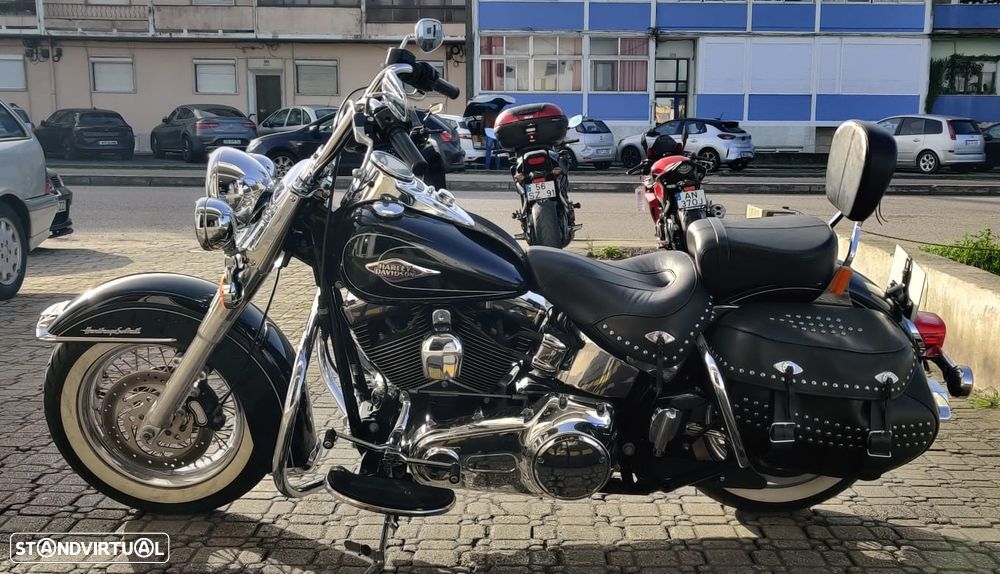 Harley-Davidson FLSTC Heritage Softail - 2