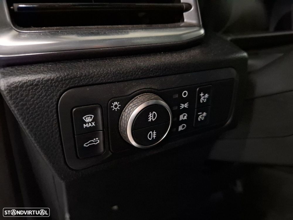 VW Amarok Aventura 4x4 3.0TDI 240cv - 31