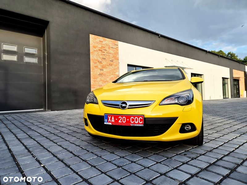 Opel Astra 1.6 T Sport - 1