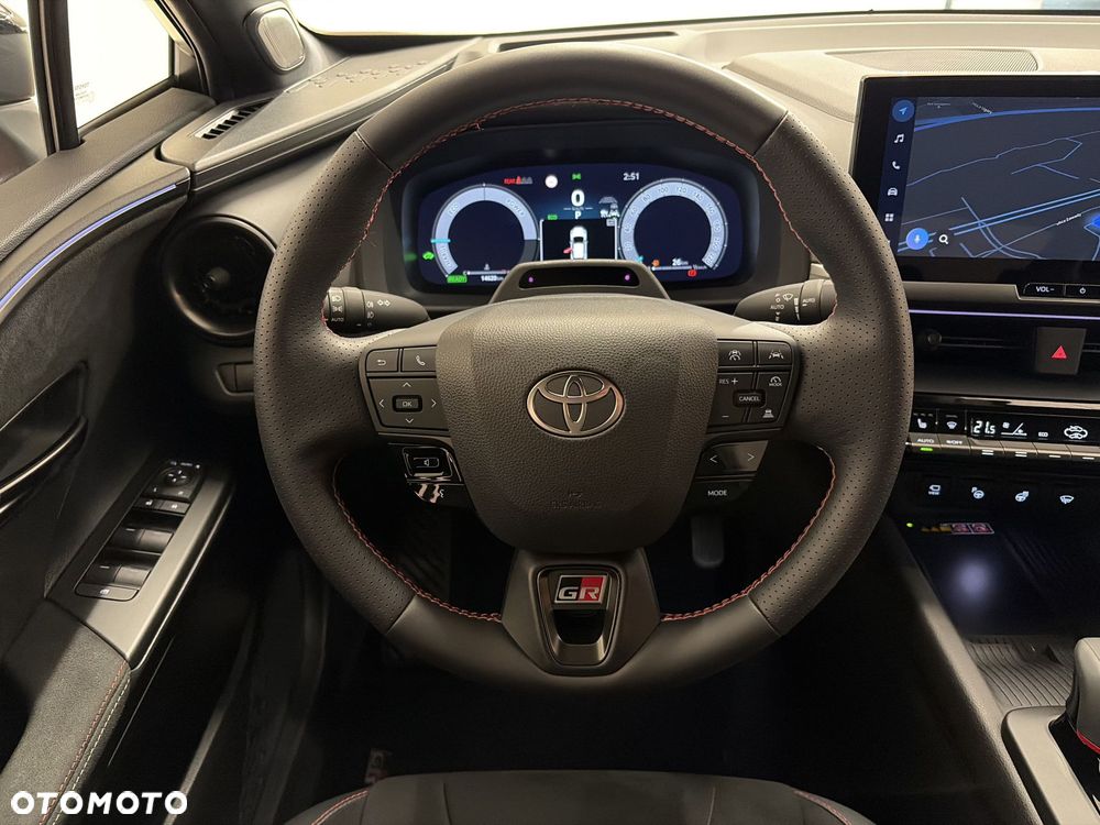 Toyota C-HR - 13