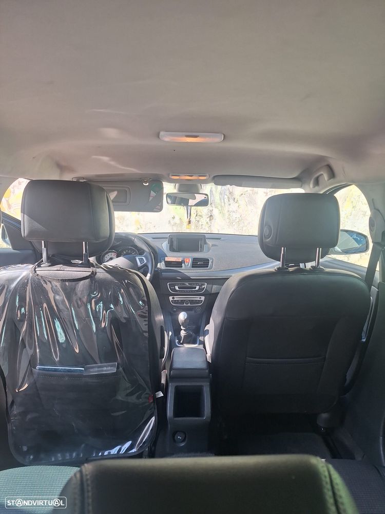 Renault Mégane Sport Tourer 1.5 dCi GT Line - 11