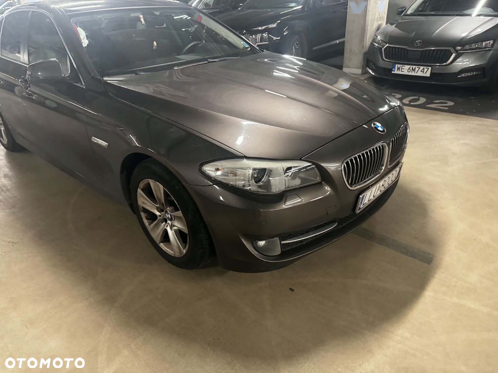 BMW Seria 5 520d - 7