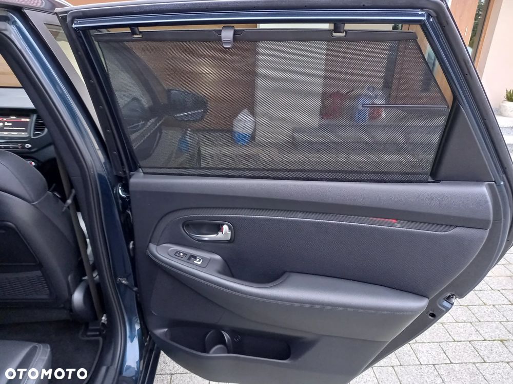 Kia Carens 1.7 CRDi XL 7os - 18