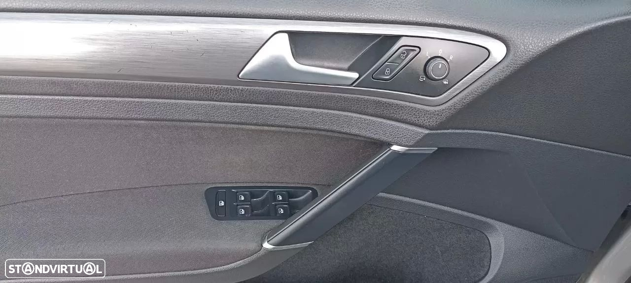 VW e-Golf AC/DC - 13