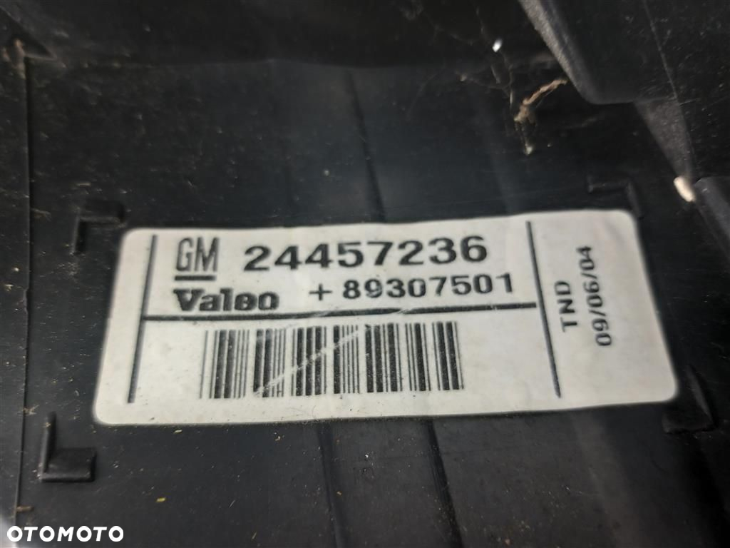 Lampa prawa tylna tył Opel Corsa C 1.2 B ROK 2000-2006 VALEO - 4