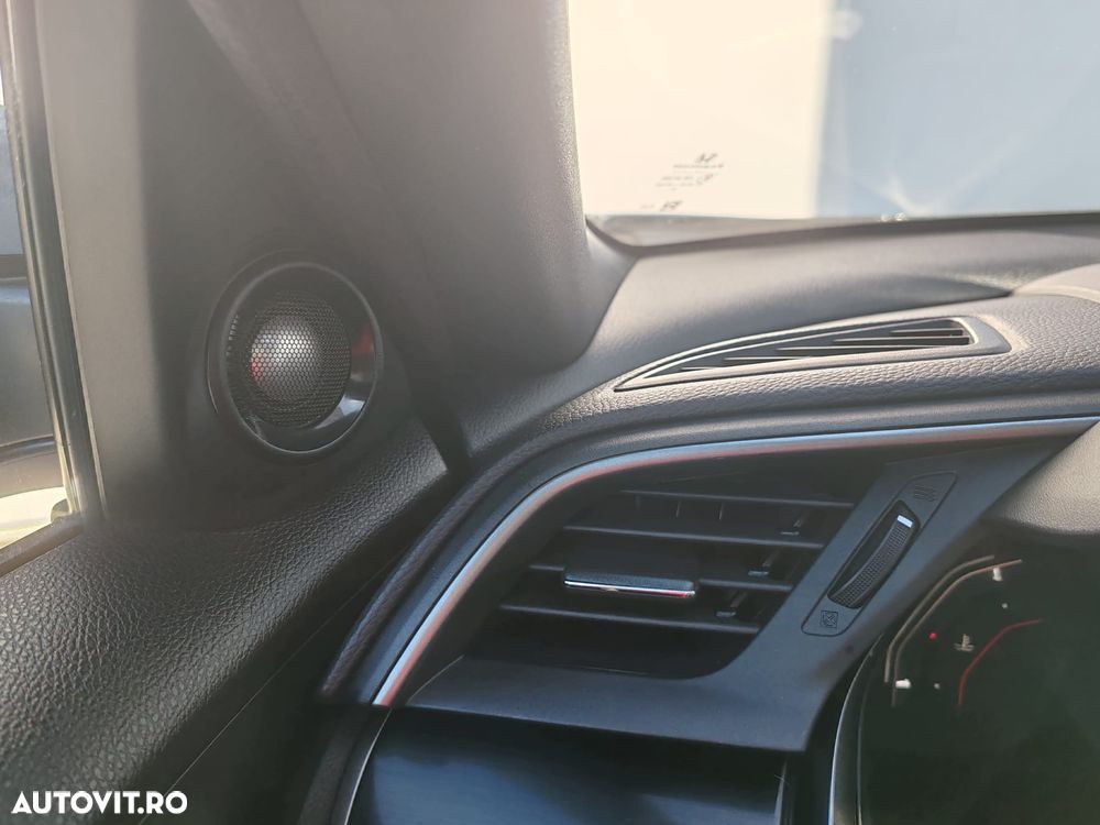 Honda Civic 1.5 VTEC Turbo CVT Sport - 17