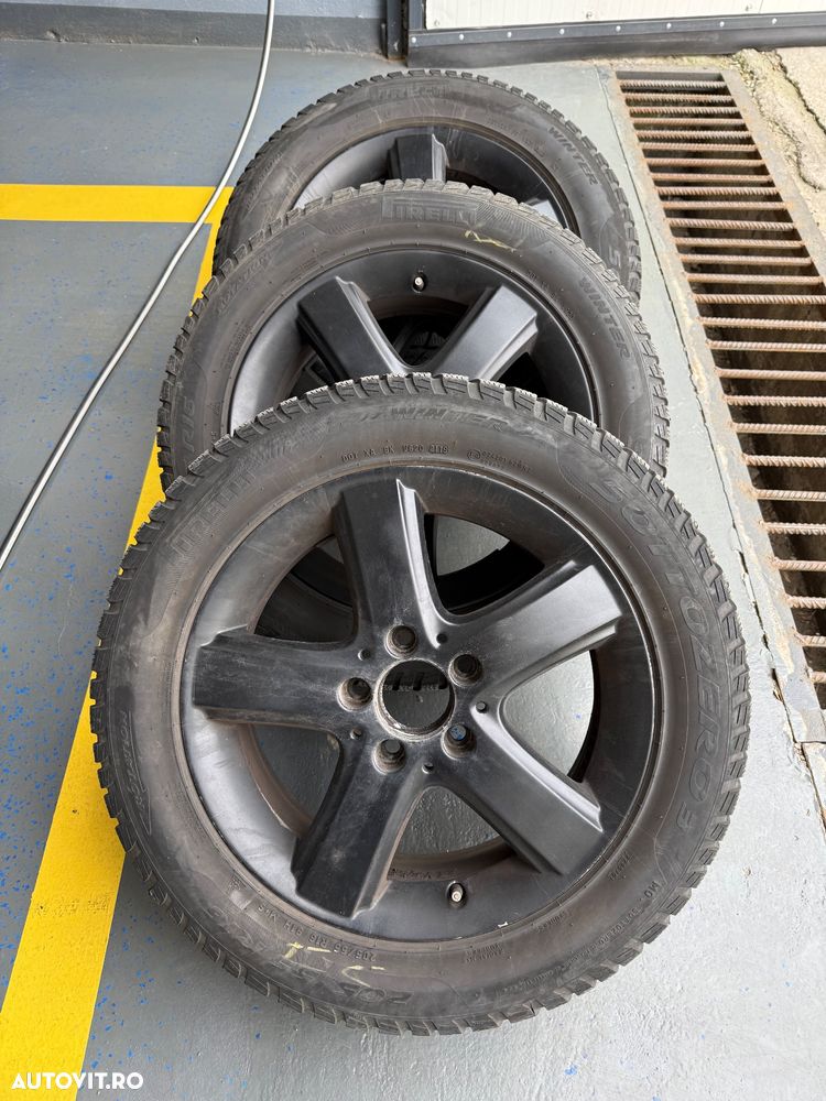 Mercedes-Benz CLA - 13