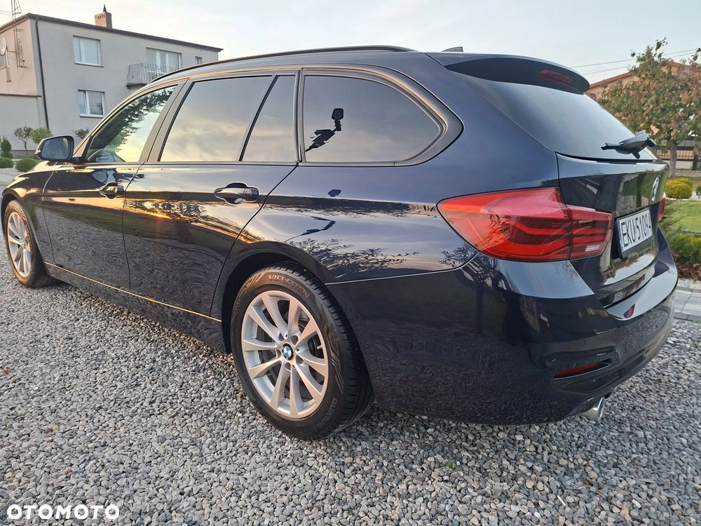 BMW Seria 3 318d Luxury Line - 23