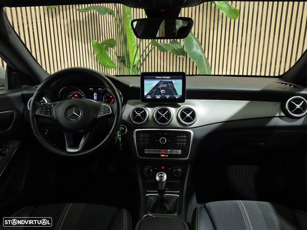 Mercedes-Benz CLA 180 d Shooting Brake Fleet Pack Plus - 10