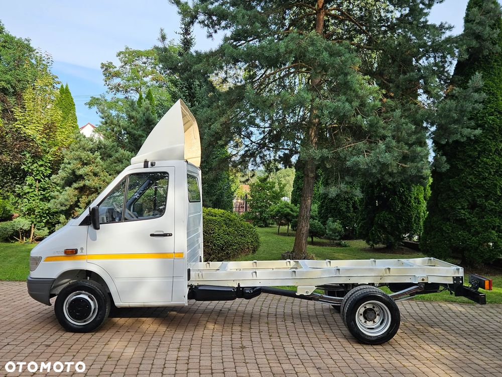 Mercedes-Benz Sprinter 412 D Kontener/Izoterma 3.70 M ! Bez Korozji ! - 4