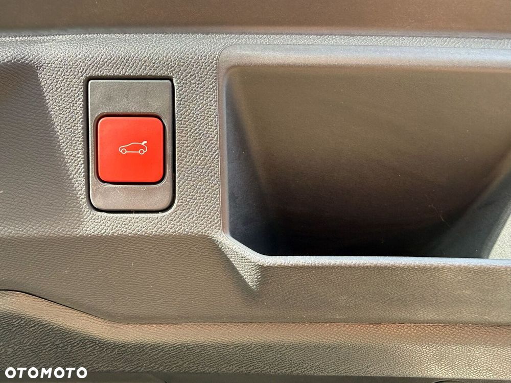 Peugeot 5008 1.2 PureTech mHEV GT S&S e-DCS6 - 25