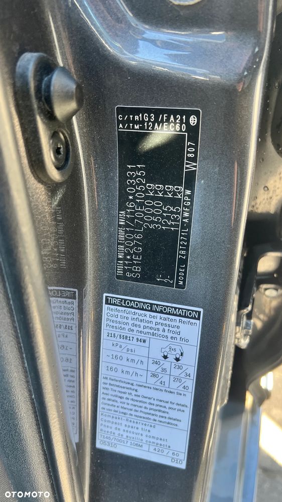 Toyota Avensis 1.8 Premium - 8