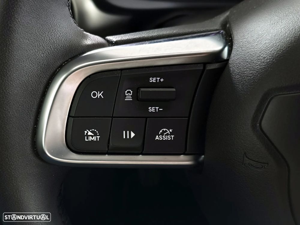 Jeep Avenger 1.2 GSE T3 Summit - 23