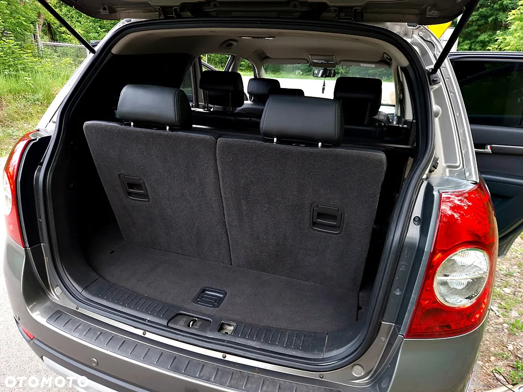 Chevrolet Captiva 2.4 2WD 7 Sitzer LS Family Edition - 36