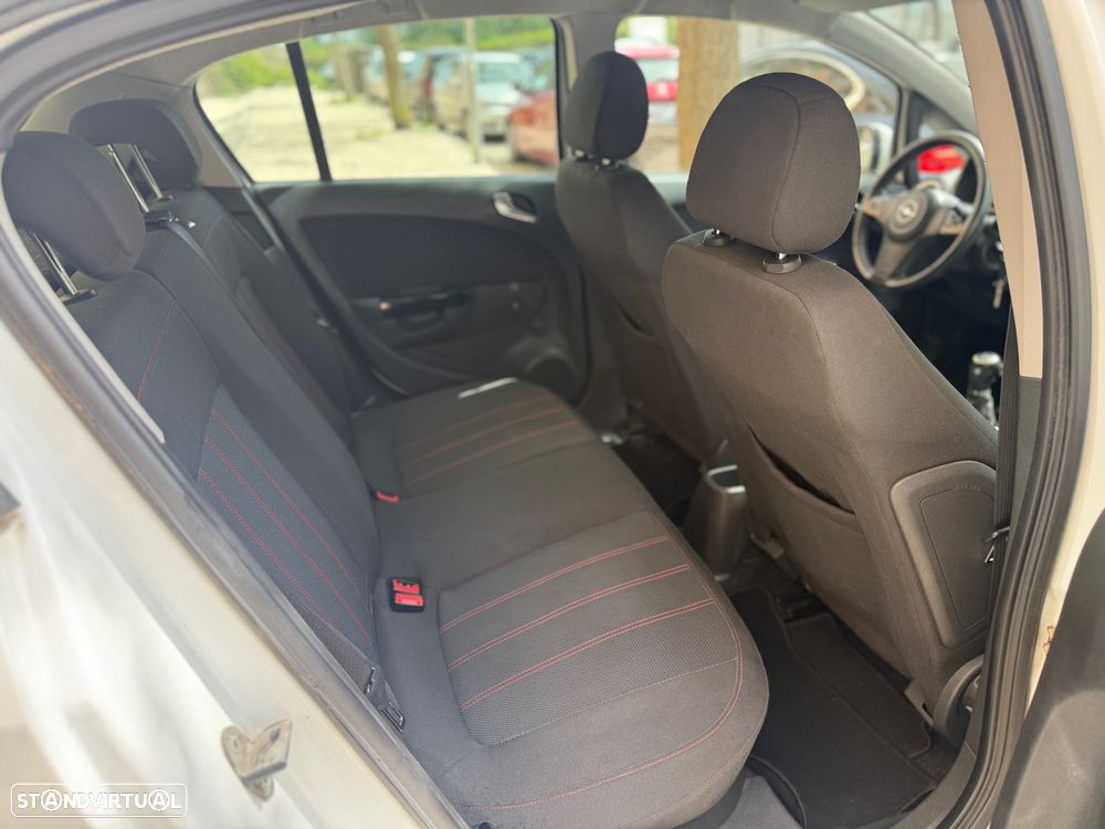 Opel Corsa 1.3 CDTI DPF Navi - 18