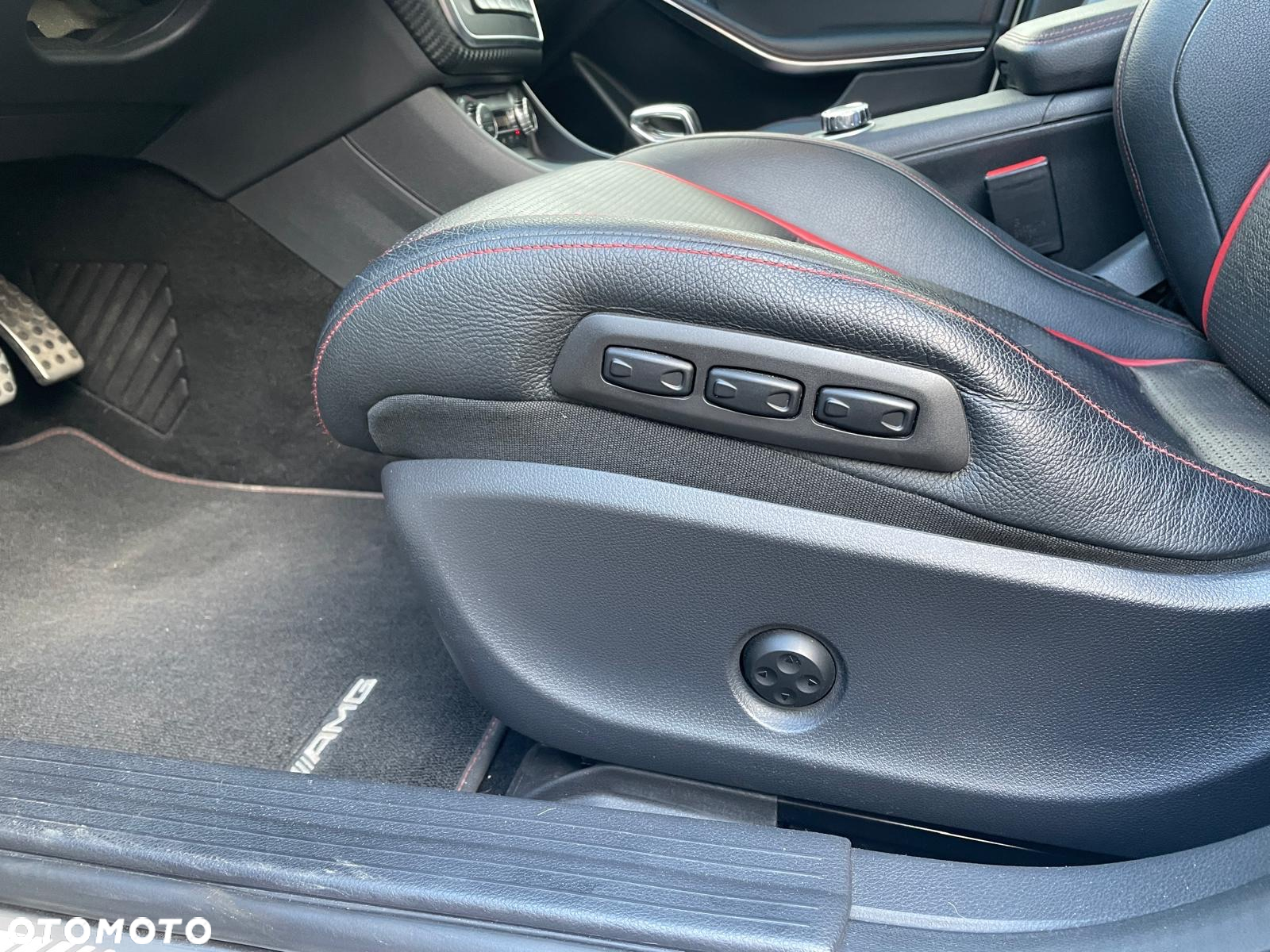 Mercedes-Benz Klasa A 45 AMG 4-Matic - 14