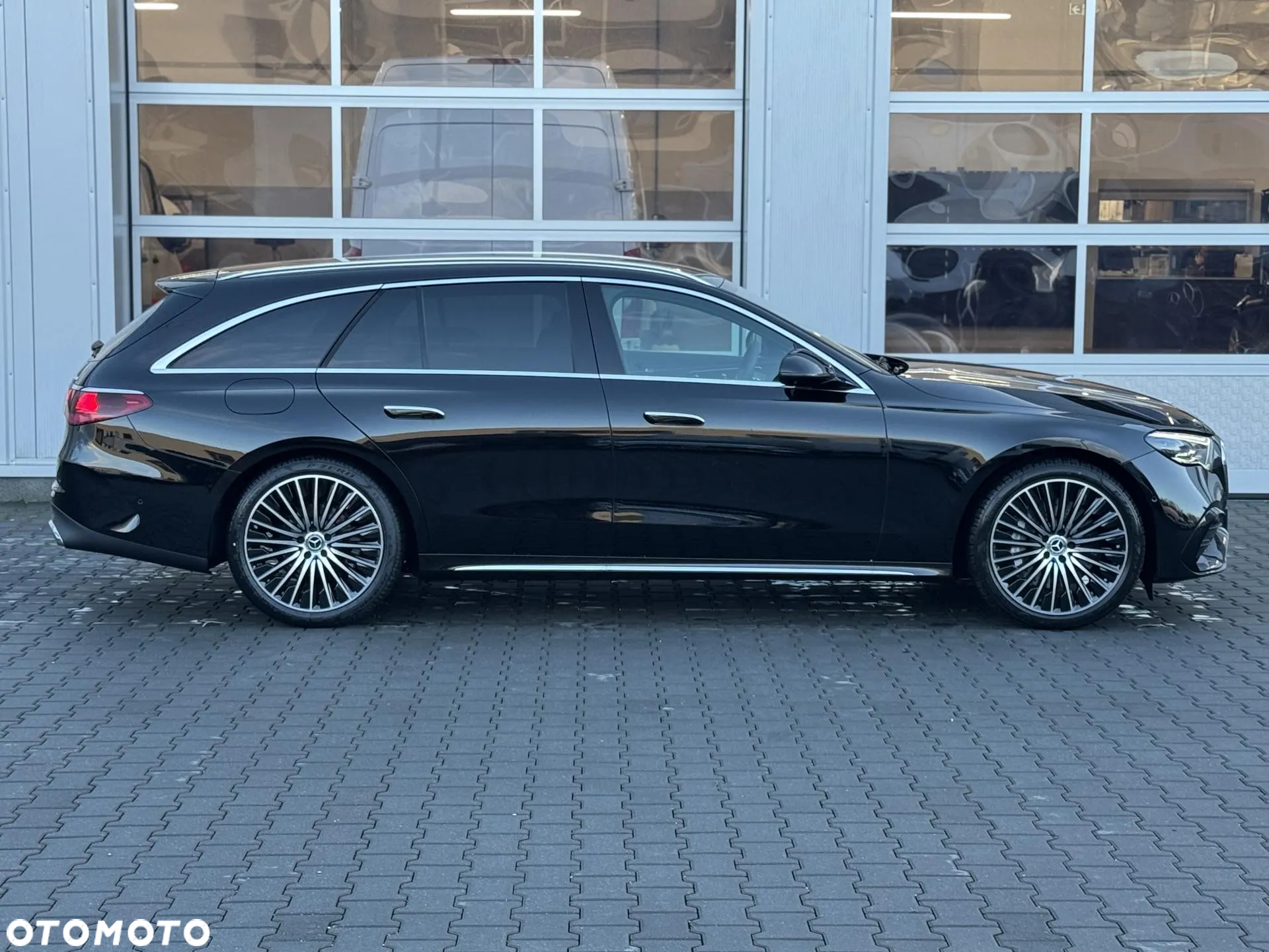 Mercedes-Benz Klasa E 220 d 4Matic 9G-TRONIC - 7