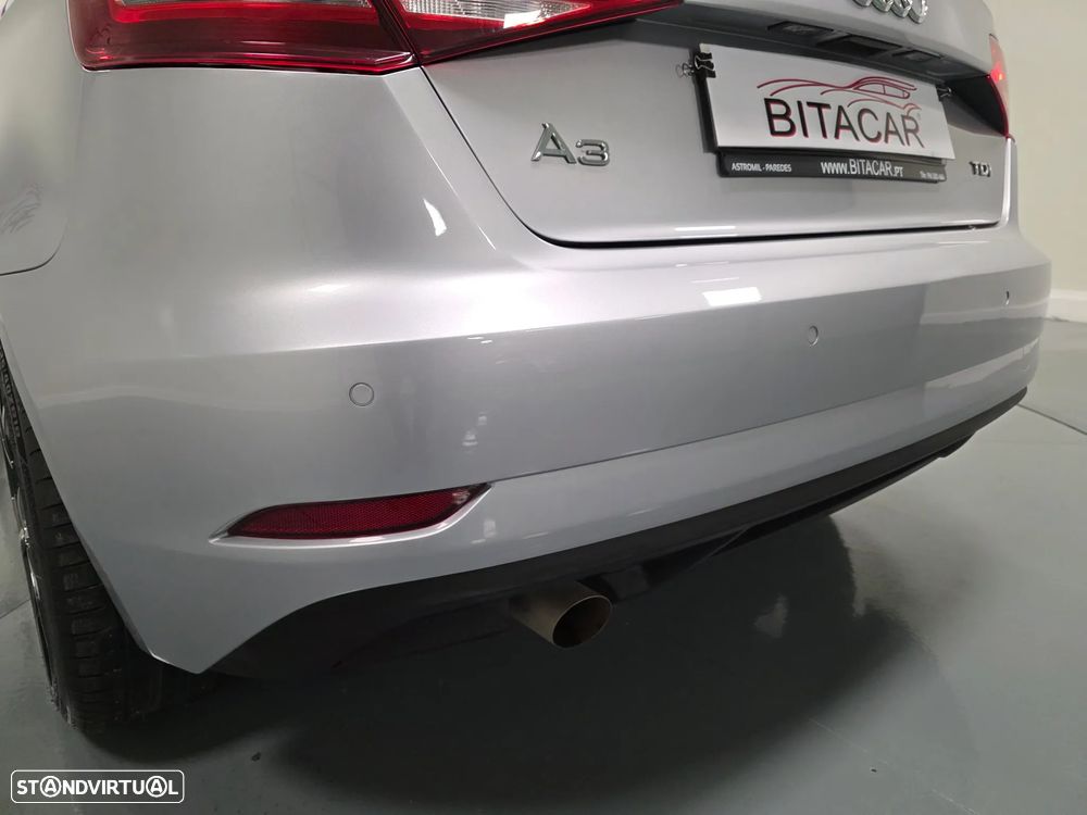 Audi A3 Sportback 1.6 TDI Design - 19