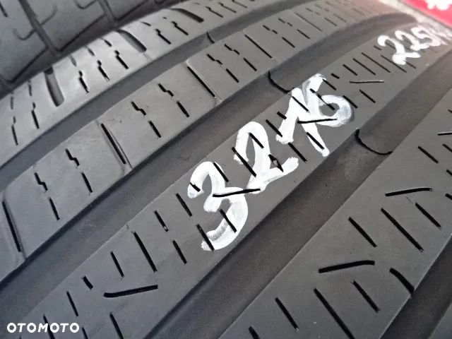 225/40/R19 93H RSC Pirelli Conturato P7 - 15