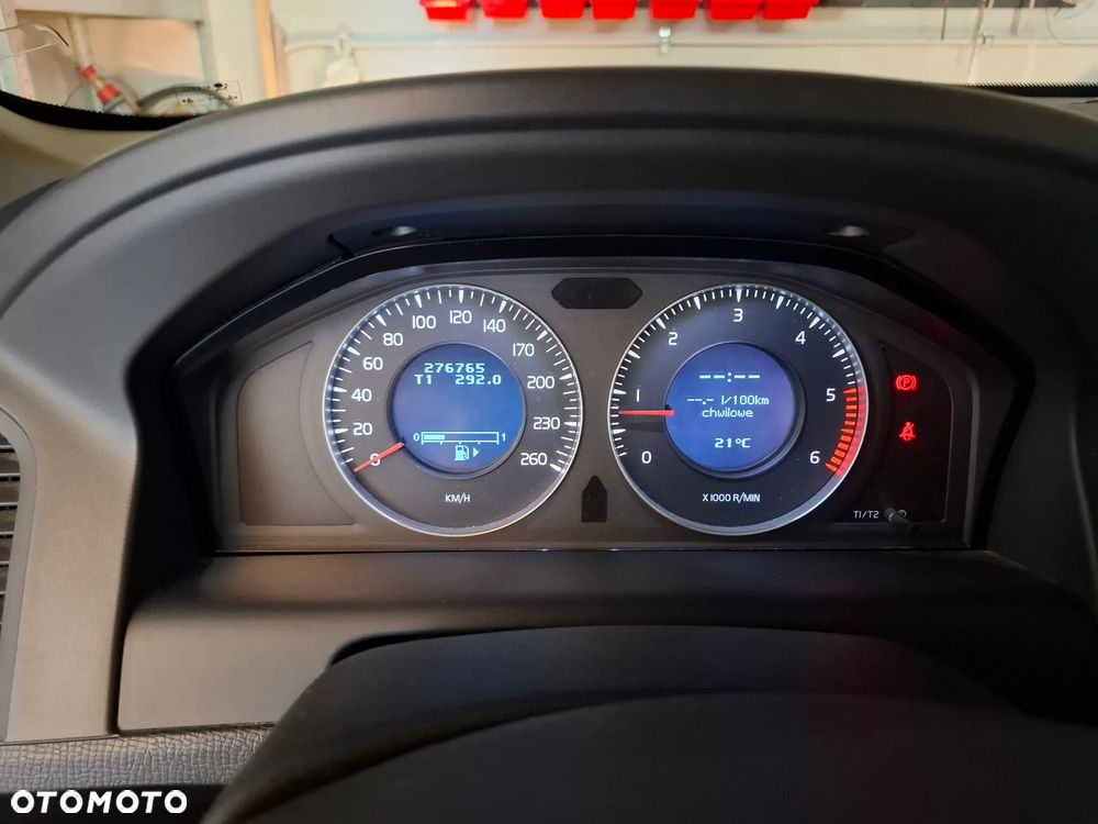 Volvo XC 60 2.4D AWD - 5