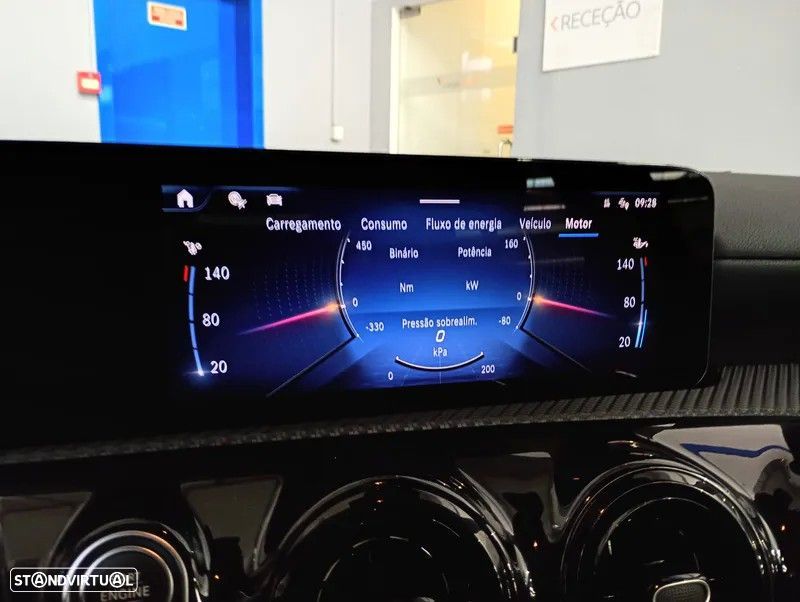 Mercedes-Benz A 250 e - 32