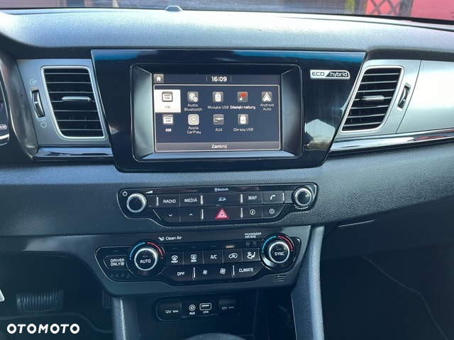 Kia Niro 1.6 GDI Hybrid L Business Line - 25